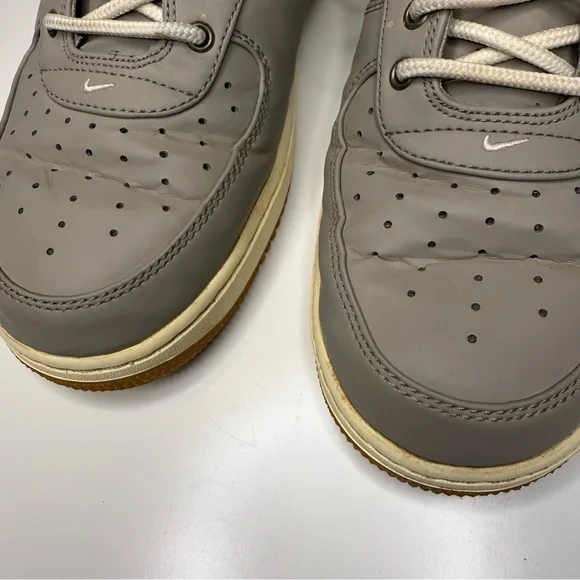 Nike Air Force 1 Low '07 LV8 Light Taupe with Buffalo Check Size Mens 12 - Picture 3 of 10